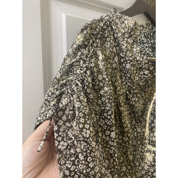 Current Air Anthropologie Shimmer Ditsy Floral Black Gold Short Sleeve Blouse - Picture 4 of 10